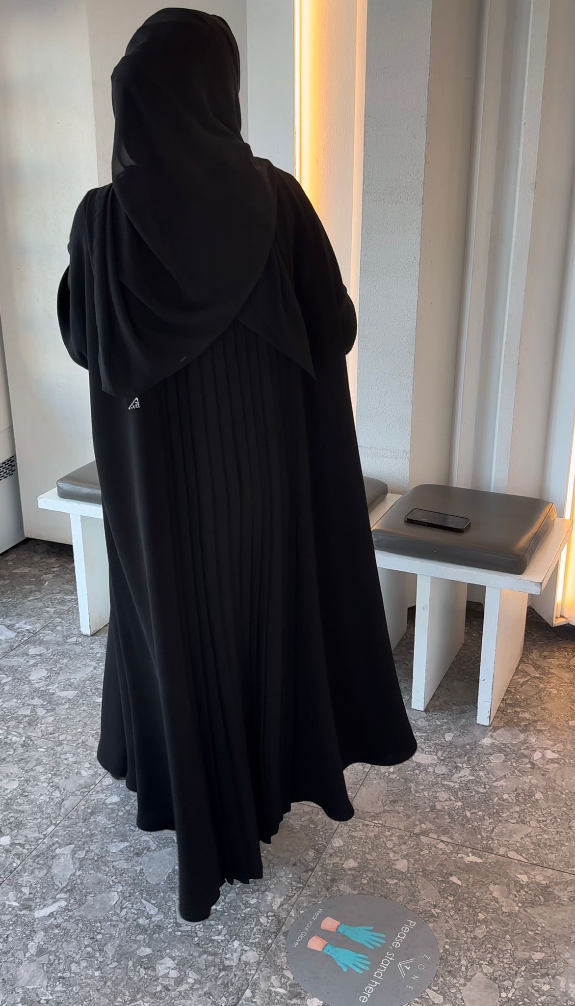 F34